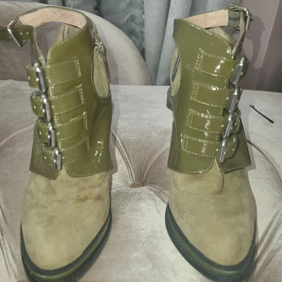 Metiko Suede bootie - Picture 8 of 8